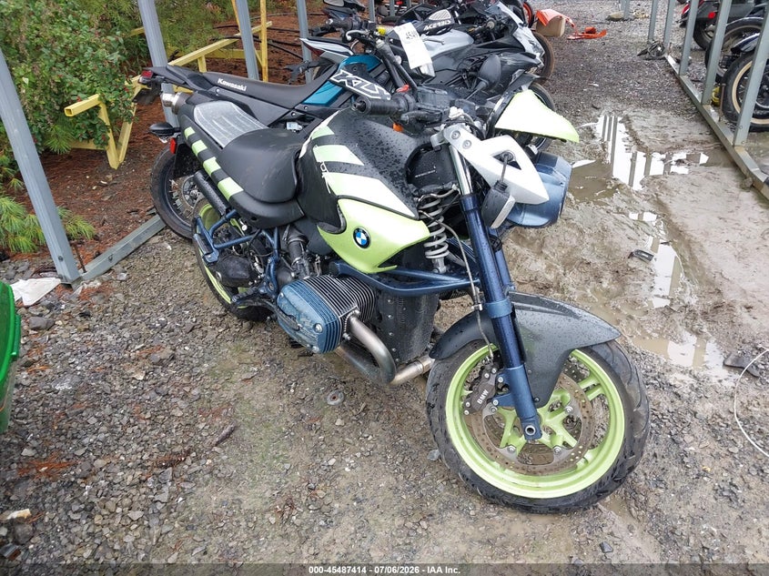 2004 BMW R 1150 VIN WB10318A14ZJ65404 IAAI salvage auction — FRONT & REAR, Salvage (Pennsylvania), sold $600 on 2026-07-15 (photo 1)
