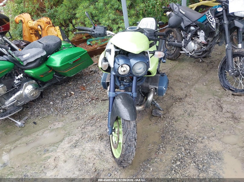 2004 BMW R 1150 VIN WB10318A14ZJ65404 IAAI salvage auction — FRONT & REAR, Salvage (Pennsylvania), sold $600 on 2026-07-15 (photo 5)