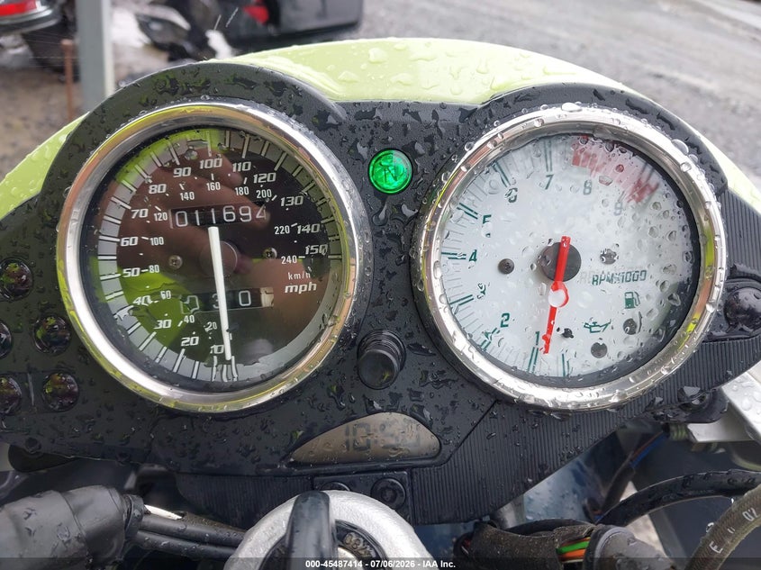 2004 BMW R 1150 VIN WB10318A14ZJ65404 IAAI salvage auction — FRONT & REAR, Salvage (Pennsylvania), sold $600 on 2026-07-15 (photo 7)
