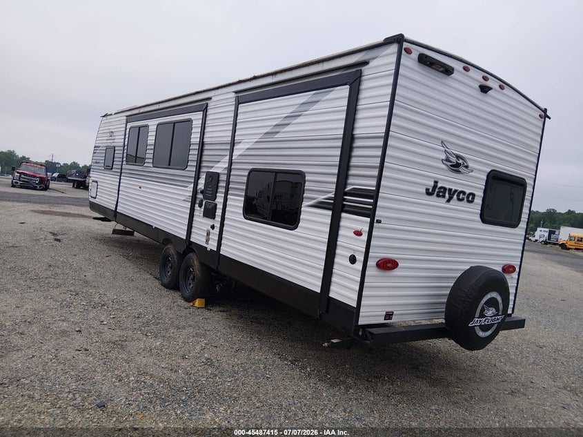 2025 Jayco Flight VIN 1UJBC0BT3S1YT0119 IAAI salvage auction — FRONT END, Salvage - 75% Or Less (Maryland), sold $12,000 on 2026-09-09 (photo 3)