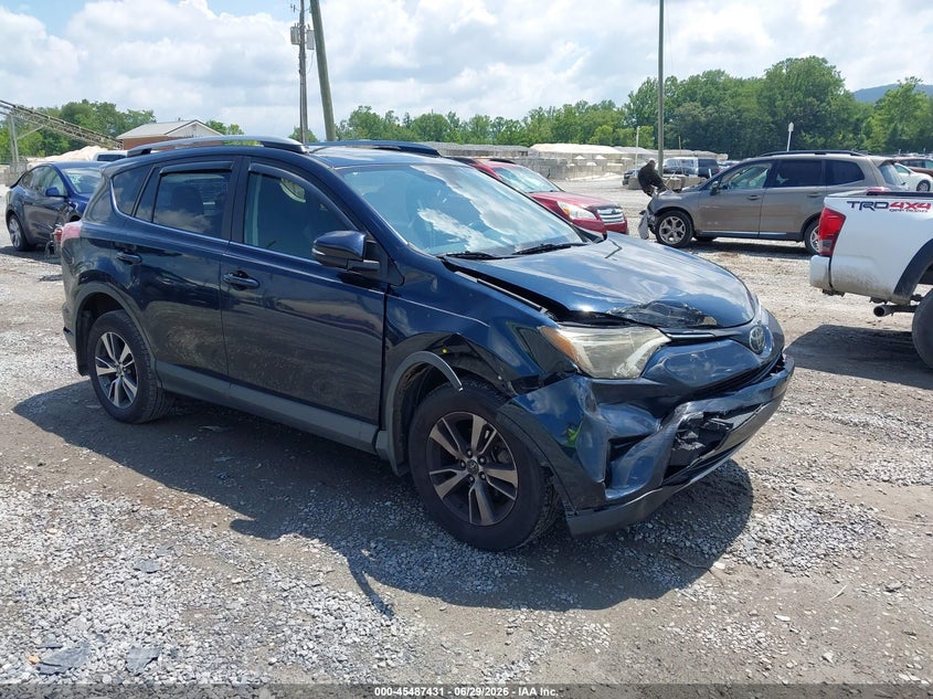 2017 Toyota Rav 4 VIN JTMWFREV5HJ142349 IAAI salvage auction — RIGHT FRONT, Salvage Title, sold $5,500 on 2026-07-31 (photo 1)