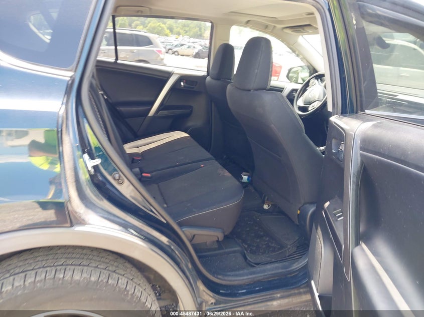 2017 Toyota Rav 4 VIN JTMWFREV5HJ142349 IAAI salvage auction — RIGHT FRONT, Salvage Title, sold $5,500 on 2026-07-31 (photo 8)