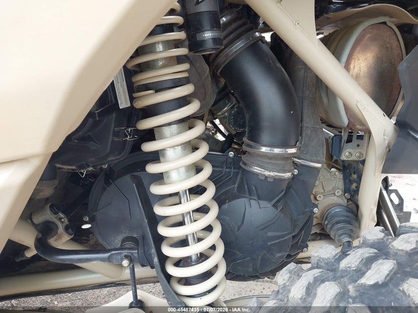 2023 Can-am/ brp Maverick VIN 3JBVEAV46PE000095 IAAI salvage auction — UNDERCARRIAGE, Salvage Title, sold $12,400 on 2026-08-11 (photo 9)