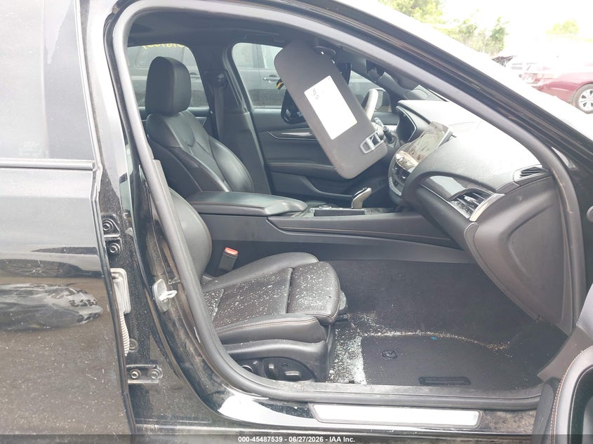 2020 Cadillac Ct5 VIN 1G6DP5RK5L0102206 IAAI salvage auction — FRONT END, Salvage (Illinois), sold $9,250 on 2026-08-23 (photo 5)