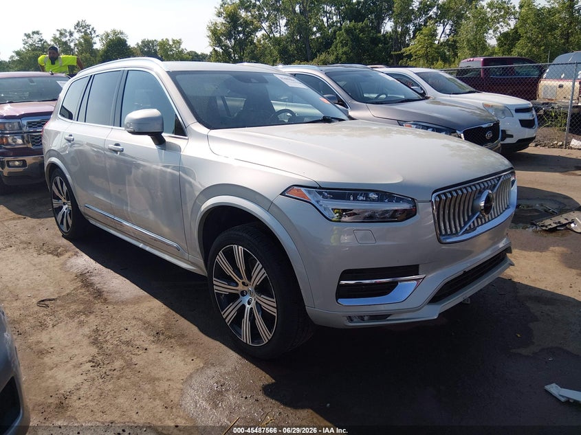 2021 Volvo Xc90 VIN YV4A22PL6M1706851 IAAI salvage auction — SIDE, Salvage Title, sold $15,000 on 2026-07-31 (photo 1)