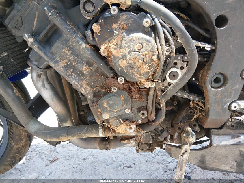 2005 Yamaha Yzfr1 VIN JYARN13E65A009191 IAAI salvage auction — FRONT END, Salvage (Alabama), sold $125 on 2026-07-28 (photo 9)