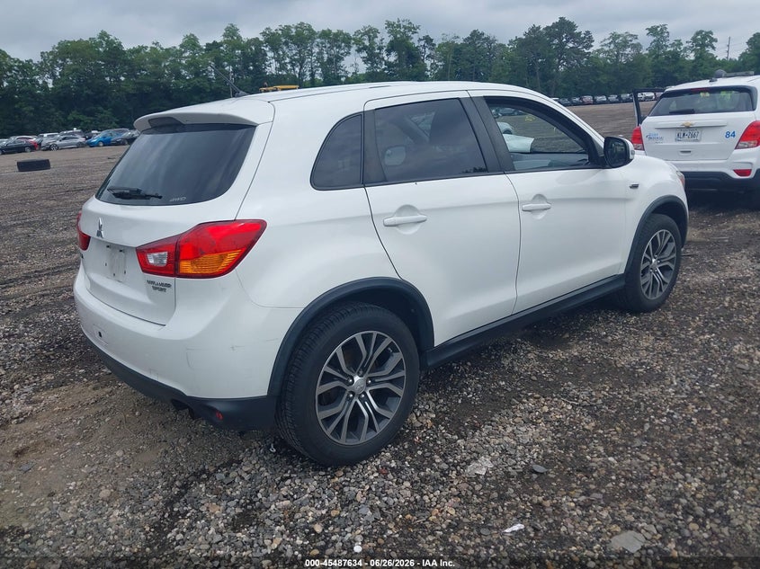 2016 Mitsubishi Outlander VIN JA4AR3AU7GZ056207 IAAI salvage auction — LEFT SIDE, Salvage Title, sold $3,025 on 2026-07-14 (photo 4)