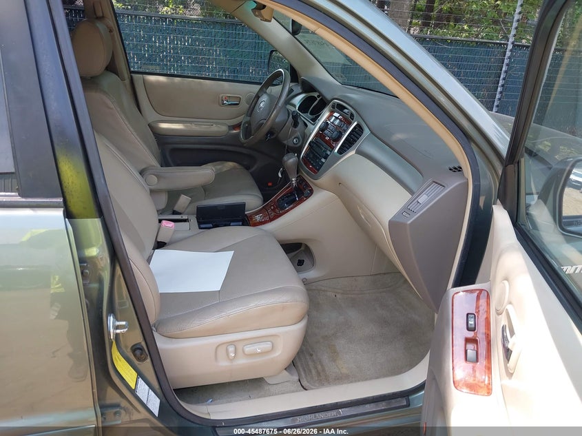 2006 Toyota Highlander VIN JTEEP21A660152583 IAAI salvage auction — REAR END, Salvage (Virginia), sold $1,250 on 2026-07-12 (photo 5)