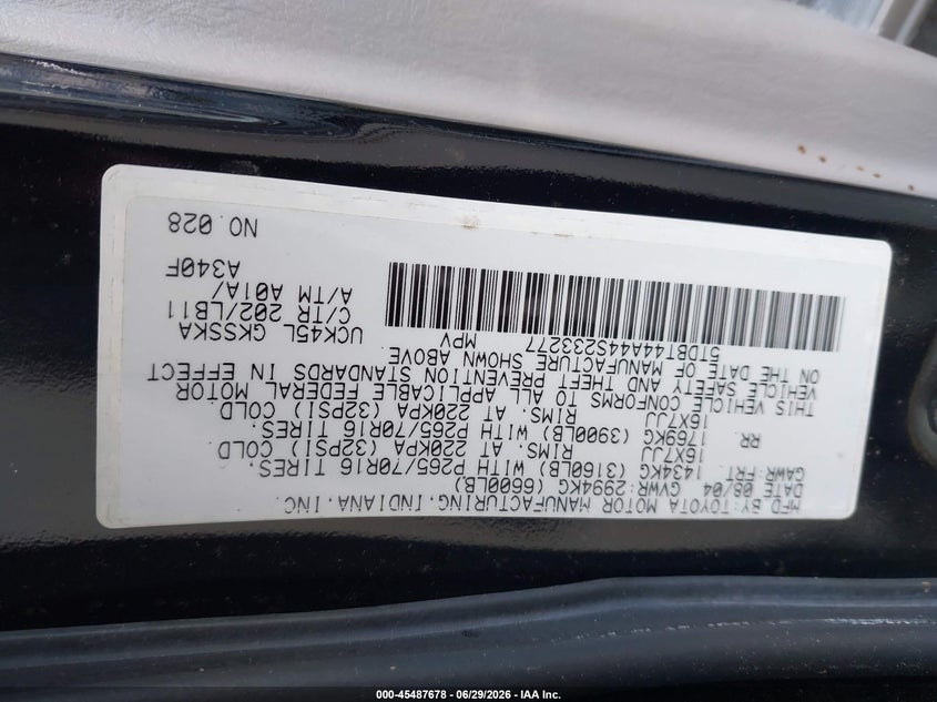 2004 Toyota Sequoia VIN 5TDBT44A44S233277 IAAI salvage auction — FRONT & REAR, Clear (New Jersey), sold $1,000 on 2026-07-27 (photo 9)