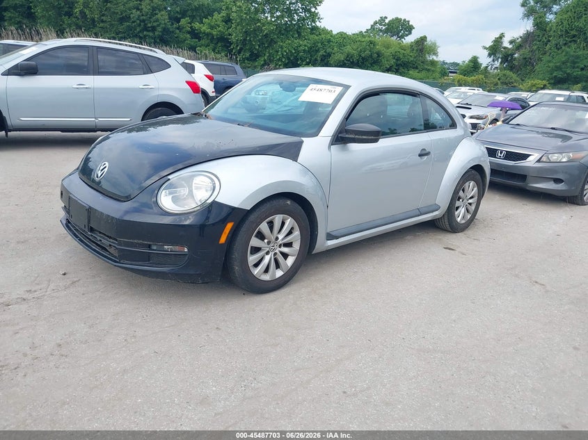 2014 Volkswagen Beetle VIN 3VWFP7AT1EM606206 IAAI salvage auction — NORMAL WEAR, Clear (Maryland), sold $400 on 2026-07-09 (photo 2)