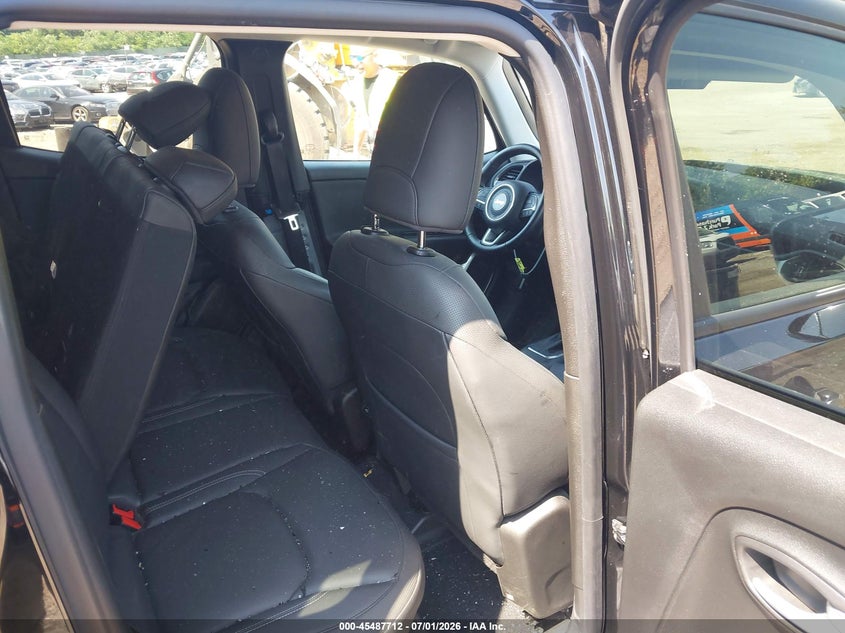 2023 Jeep Renegade VIN ZACNJDD15PPP37130 IAAI salvage auction — REAR END, Salvage Title, sold $25 on 2026-08-14 (photo 8)