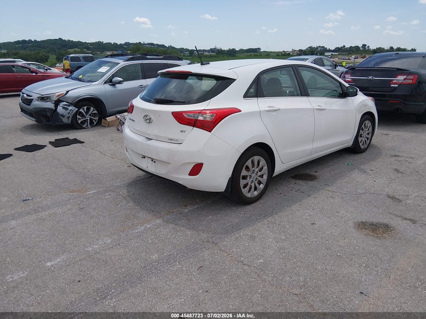 2016 Hyundai Elantra VIN KMHD35LH6GU329971 IAAI salvage auction — NORMAL WEAR, Clear (Missouri), sold $25 on 2026-07-30 (photo 4)