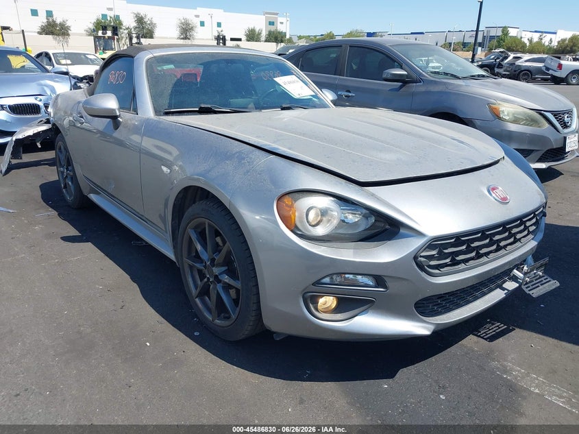 2017 Fiat 124 spider VIN JC1NFAEK3H0101398 IAAI salvage auction — REAR END, Salvage Certificate (California), sold $3,675 on 2026-07-31 (photo 1)