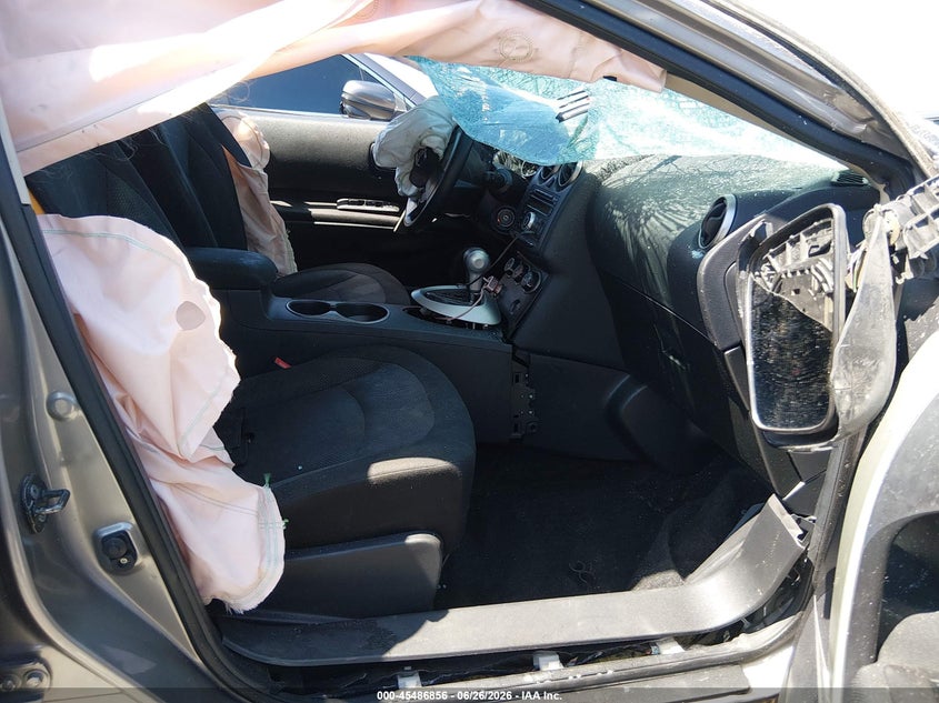 2011 Nissan Rogue VIN JN8AS5MV0BW675143 IAAI salvage auction — ROLLOVER, Non-Repairable (California), sold $225 on 2026-07-23 (photo 5)