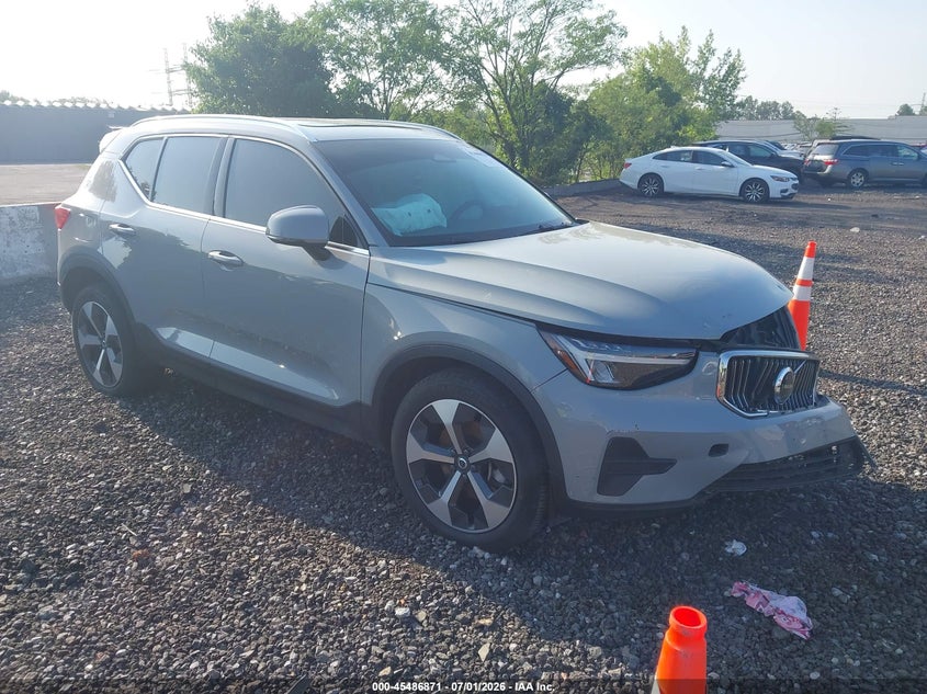 2025 Volvo Xc40 VIN YV4L12UJXS2559374 IAAI salvage auction — FRONT END, Salvage Title, sold $6,325 on 2026-08-04 (photo 1)