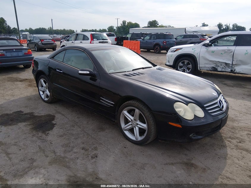 2005 Mercedes-benz Sl-klasse VIN WDBSK75F25F093650 IAAI salvage auction — NORMAL WEAR, Clear (Virginia), sold $2,750 on 2026-07-31 (photo 1)
