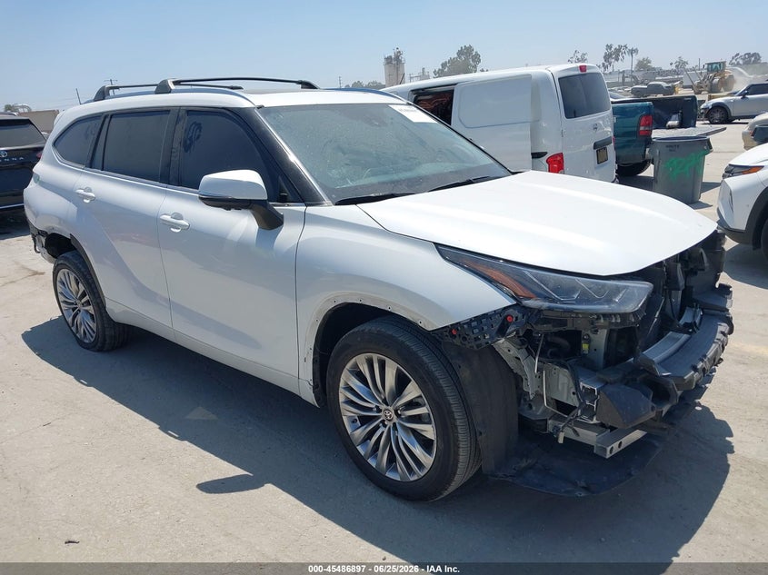 2023 Toyota Highlander VIN 5TDKDRAH9PS509601 IAAI salvage auction — FRONT END, Salvage (California), sold $2,050 on 2026-07-29 (photo 1)
