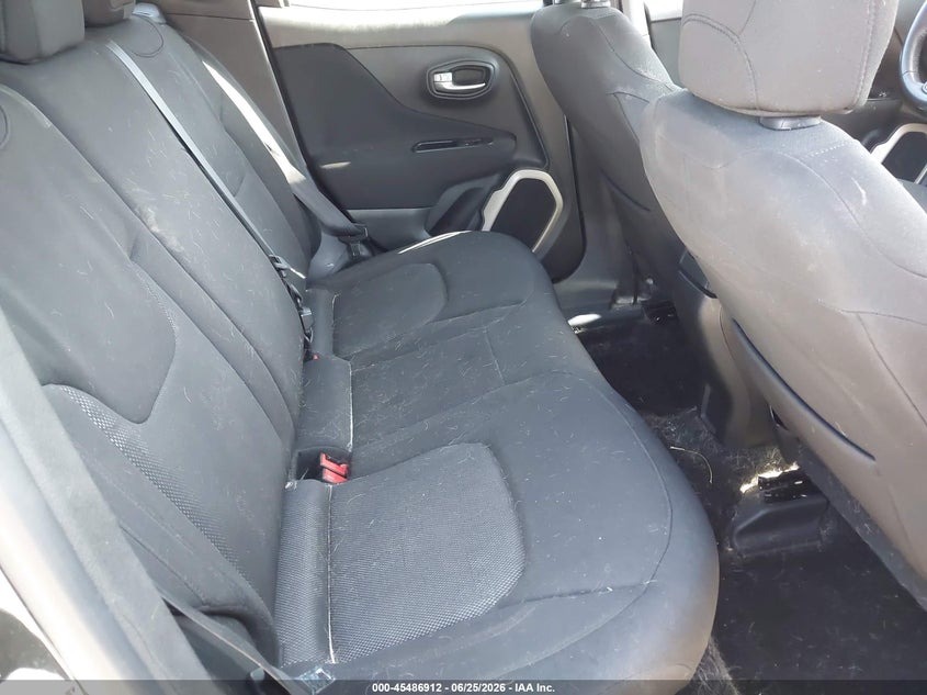 2015 Jeep Renegade VIN ZACCJABH2FPB91670 IAAI salvage auction — RIGHT FRONT, Clear (Florida), sold $1,650 on 2026-07-28 (photo 8)