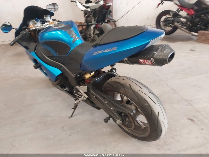 2006 Kawasaki Zx636 VIN JKBZXJC196A035934 IAAI salvage auction — SIDE, Salvage (California), sold $1,150 on 2026-07-20 (photo 3)