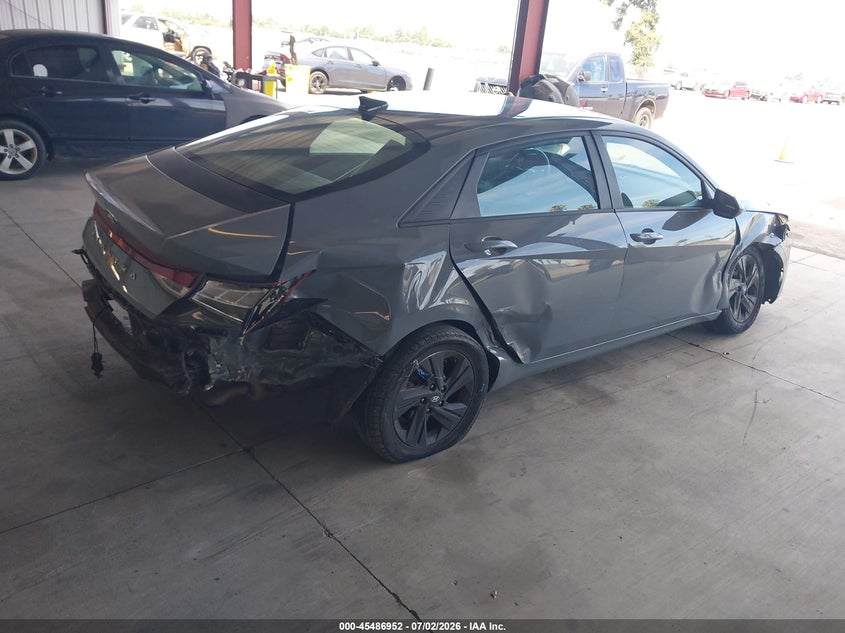 2021 Hyundai Elantra VIN KMHLM4AG1MU177980 IAAI salvage auction — NORMAL WEAR, Salvage (California), sold $2,925 on 2026-07-28 (photo 4)