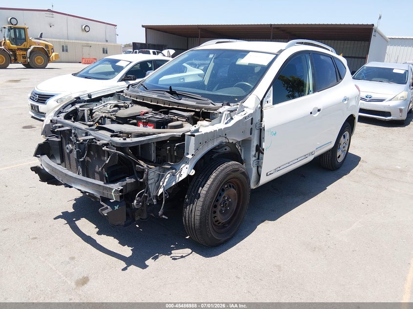 2015 Nissan Rogue VIN JN8AS5MT9FW654148 IAAI salvage auction — LEFT FRONT, Salvage (California), sold $625 on 2026-07-10 (photo 2)