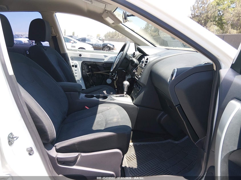 2015 Nissan Rogue VIN JN8AS5MT9FW654148 IAAI salvage auction — LEFT FRONT, Salvage (California), sold $625 on 2026-07-10 (photo 5)