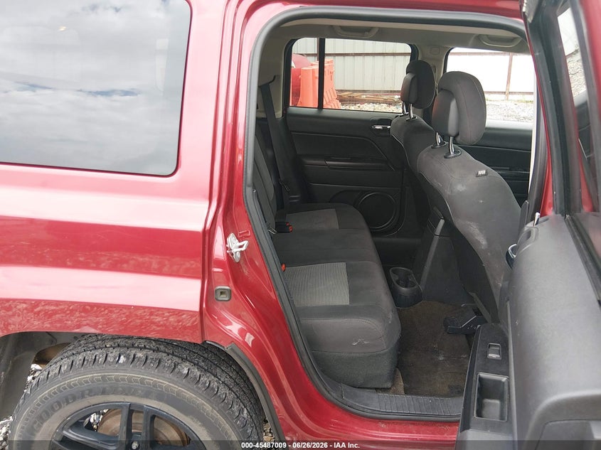 2016 Jeep Liberty (patriot) VIN 1C4NJPBA4GD514180 IAAI salvage auction — NORMAL WEAR, Clear (Oklahoma), sold $325 on 2026-07-09 (photo 8)