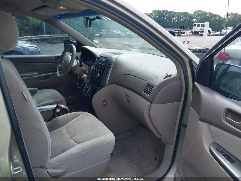2007 Toyota Sienna VIN 5TDZK23CX7S001599 IAAI salvage auction — NORMAL WEAR, Clear (North Carolina), sold $1,050 on 2026-07-16 (photo 5)