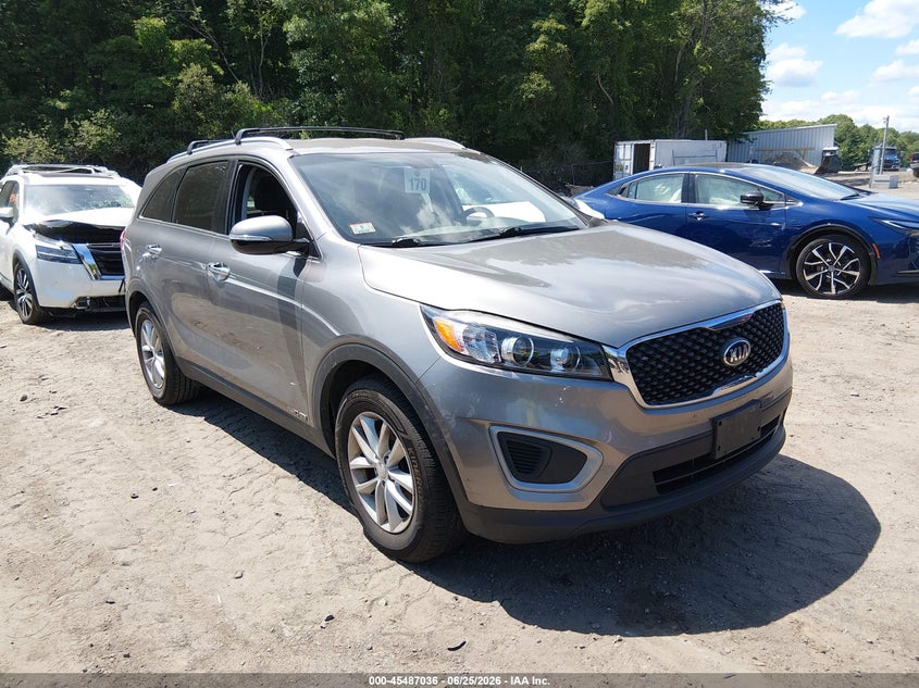 2018 Kia Sorento VIN 5XYPGDA58JG430382 IAAI salvage auction — NORMAL WEAR, Clear (Massachusetts), sold $1,600 on 2026-07-28 (photo 1)