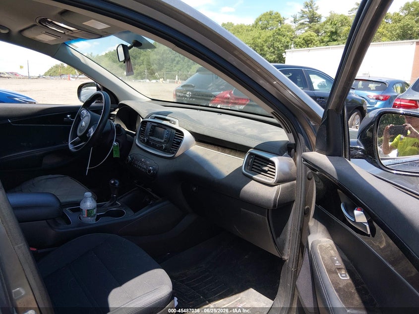 2018 Kia Sorento VIN 5XYPGDA58JG430382 IAAI salvage auction — NORMAL WEAR, Clear (Massachusetts), sold $1,600 on 2026-07-28 (photo 5)