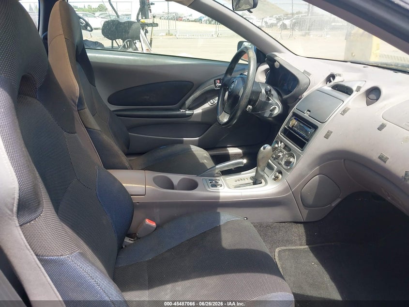 2001 Toyota Celica VIN JTDDR32T010094060 IAAI salvage auction — NORMAL WEAR, Clear - Dealer Only (California), sold $100 on 2026-07-08 (photo 5)