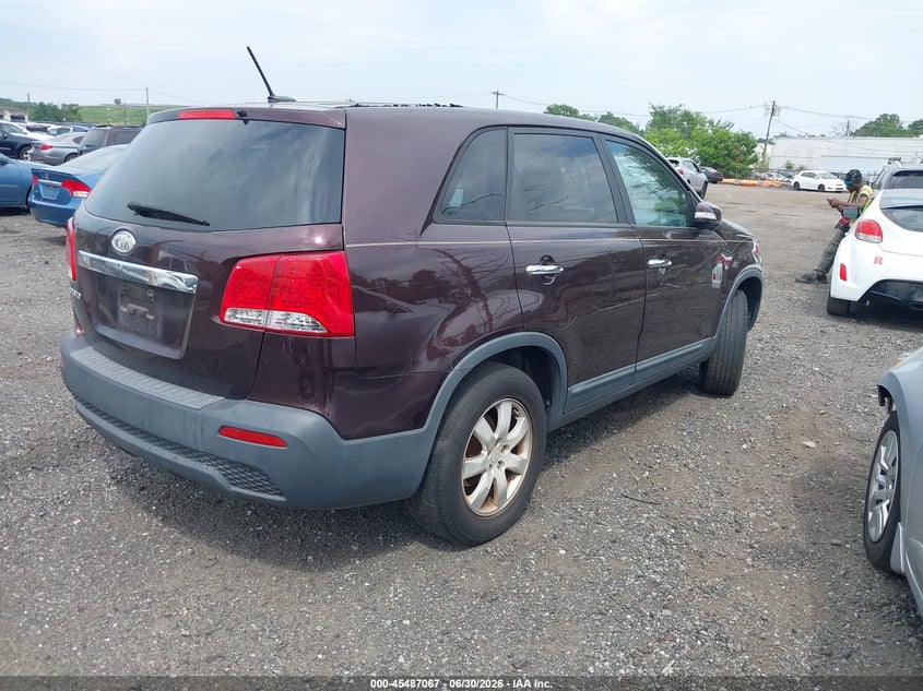 2012 Kia Sorento VIN 5XYKT3A1XCG202786 IAAI salvage auction — NORMAL WEAR, Clear (New Jersey), sold $725 on 2026-07-06 (photo 4)