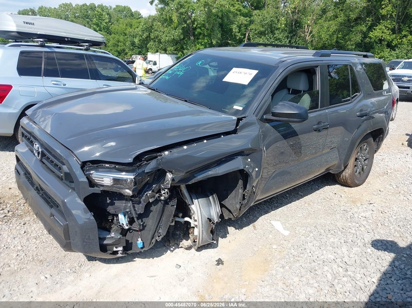 2025 Toyota 4runner VIN JTEVA5AR2S5006512 IAAI salvage auction — LEFT FRONT, Salvage (Tennessee), sold $275 on 2026-07-30 (photo 2)
