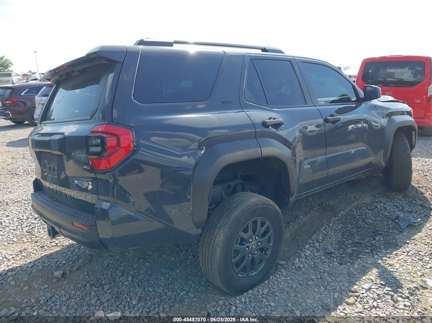 2025 Toyota 4runner VIN JTEVA5AR2S5006512 IAAI salvage auction — LEFT FRONT, Salvage (Tennessee), sold $275 on 2026-07-30 (photo 4)