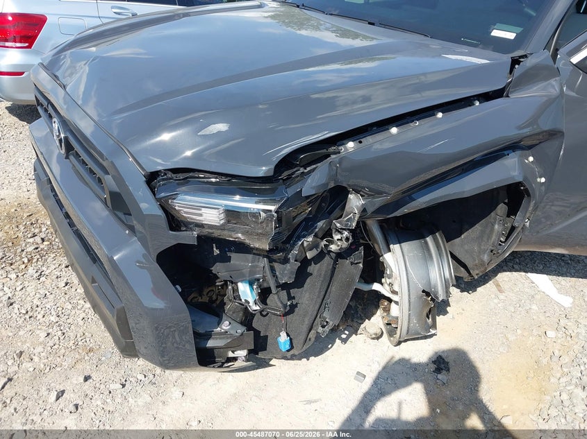 2025 Toyota 4runner VIN JTEVA5AR2S5006512 IAAI salvage auction — LEFT FRONT, Salvage (Tennessee), sold $275 on 2026-07-30 (photo 6)