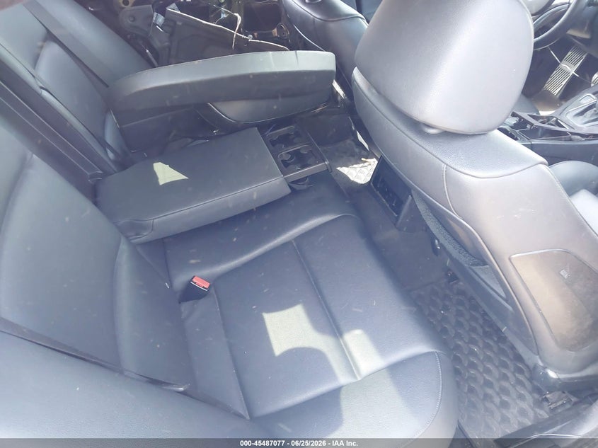 2007 BMW 3 series VIN WBAVA33597KX76330 IAAI salvage auction — FRONT & REAR, Bill Of Sale (New York), sold $25 on 2026-07-28 (photo 8)