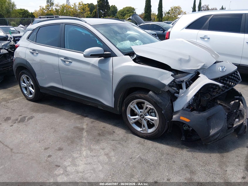 2023 Hyundai Kona VIN KM8K6CAB4PU057387 IAAI salvage auction — RIGHT FRONT, Salvage Title, sold $2,550 on 2026-07-23 (photo 1)