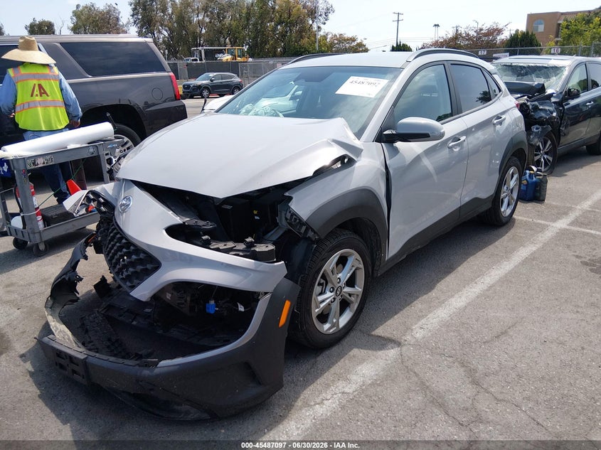 2023 Hyundai Kona VIN KM8K6CAB4PU057387 IAAI salvage auction — RIGHT FRONT, Salvage Title, sold $2,550 on 2026-07-23 (photo 2)