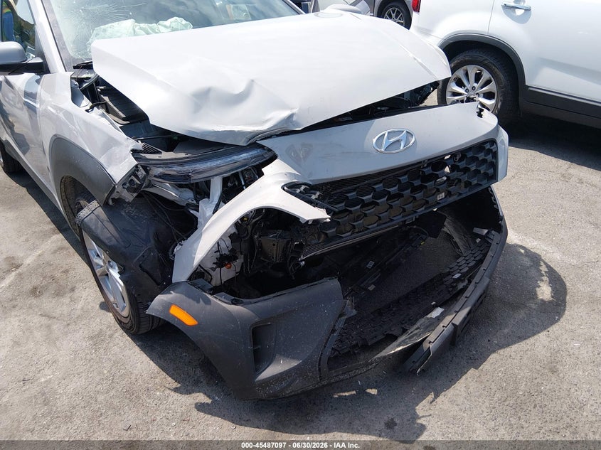 2023 Hyundai Kona VIN KM8K6CAB4PU057387 IAAI salvage auction — RIGHT FRONT, Salvage Title, sold $2,550 on 2026-07-23 (photo 6)