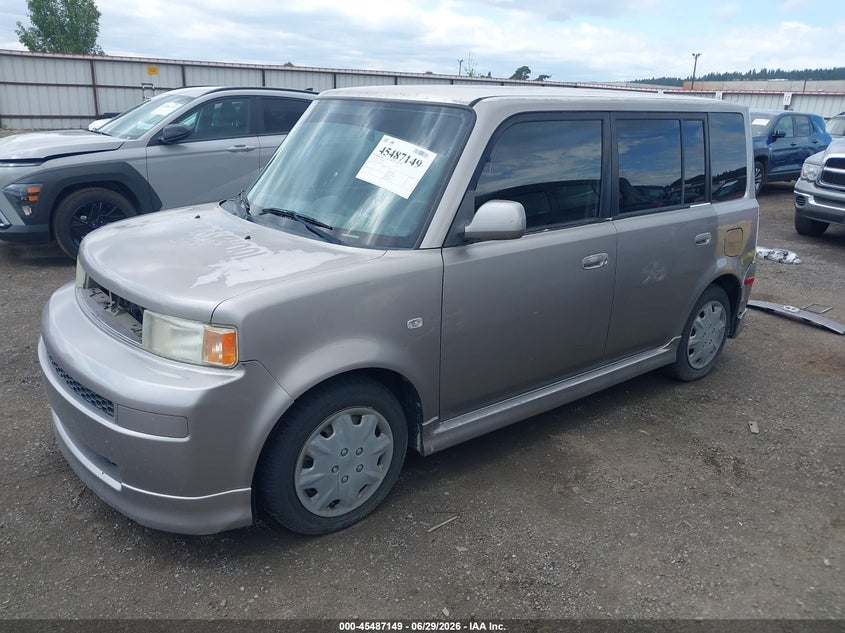 2005 Toyota Scion VIN JTLKT324X50214300 IAAI salvage auction — NORMAL WEAR, Clear (Arizona), sold $500 on 2026-07-28 (photo 2)