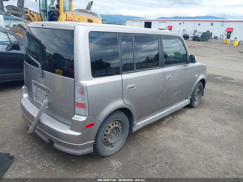2005 Toyota Scion VIN JTLKT324X50214300 IAAI salvage auction — NORMAL WEAR, Clear (Arizona), sold $500 on 2026-07-28 (photo 4)