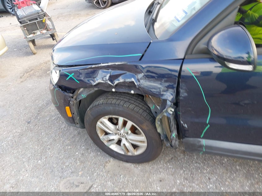 2016 Volkswagen Tiguan VIN WVGAV7AX4GW599157 IAAI salvage auction — LEFT FRONT, Original (Texas), sold $2,700 on 2026-08-05 (photo 6)