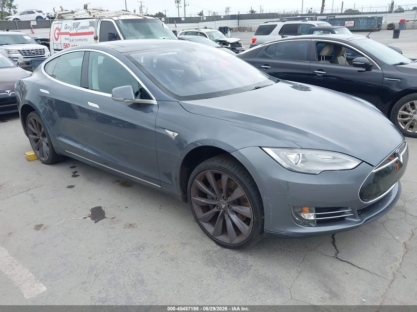 2013 Tesla Model s VIN 5YJSA1CPXDFP17341 IAAI salvage auction — FRONT END, Clear (California), sold $3,950 on 2026-07-15 (photo 1)