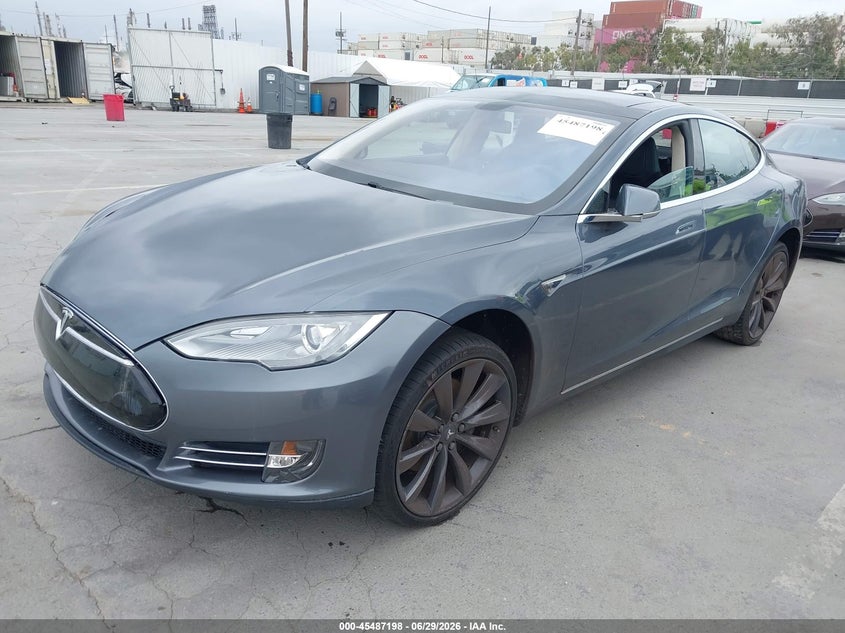 2013 Tesla Model s VIN 5YJSA1CPXDFP17341 IAAI salvage auction — FRONT END, Clear (California), sold $3,950 on 2026-07-15 (photo 2)