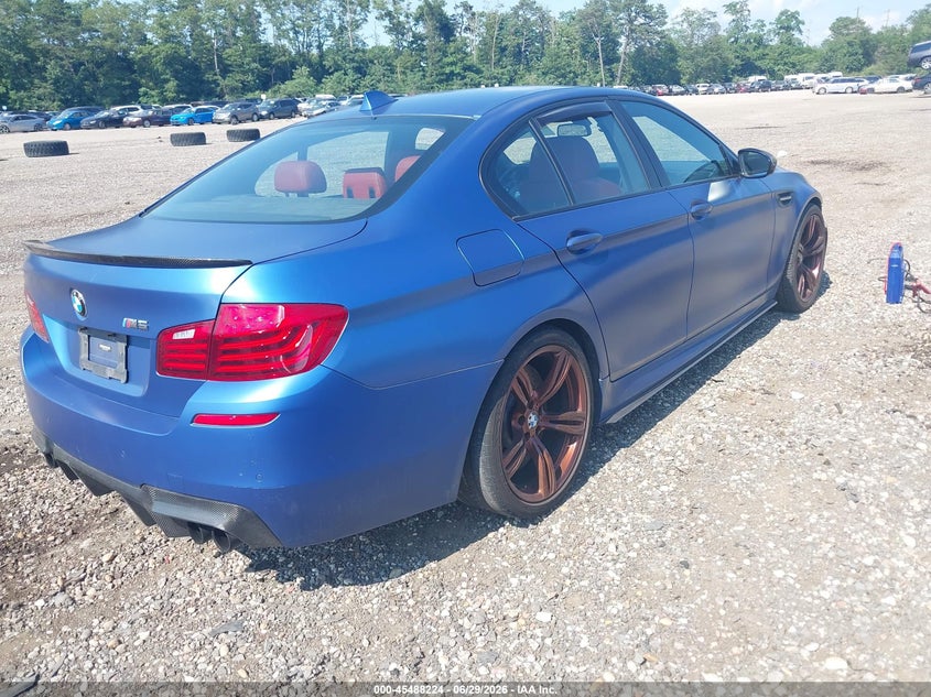 2014 BMW M5 VIN WBSFV9C51ED593867 IAAI salvage auction — LEFT SIDE, Salvage Title, sold $13,075 on 2026-08-18 (photo 4)