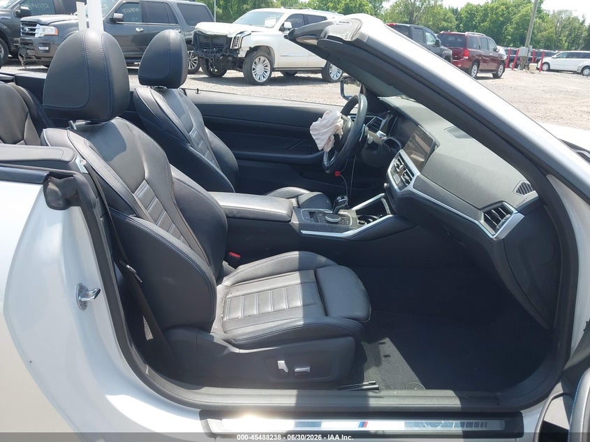 2021 BMW 4er VIN WBA23AT03MCH51048 IAAI salvage auction — RIGHT FRONT, Wait Title, sold $14,700 on 2026-08-07 (photo 5)