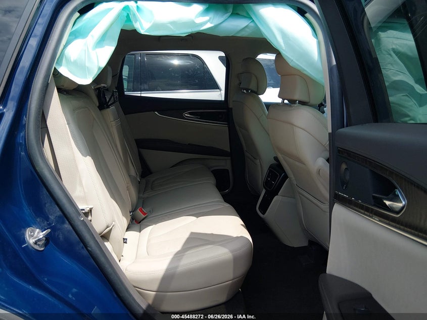 2019 Lincoln Nautilus VIN 2LMPJ6L97KBL18871 IAAI salvage auction — FRONT END, Salvage (Oklahoma), sold $1,100 on 2026-07-31 (photo 8)