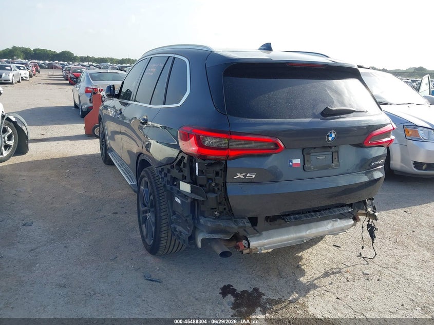 2019 BMW X5 VIN 5UXCR6C56KLL11848 IAAI salvage auction — REAR END, Original (Texas), sold $20,200 on 2026-07-31 (photo 3)