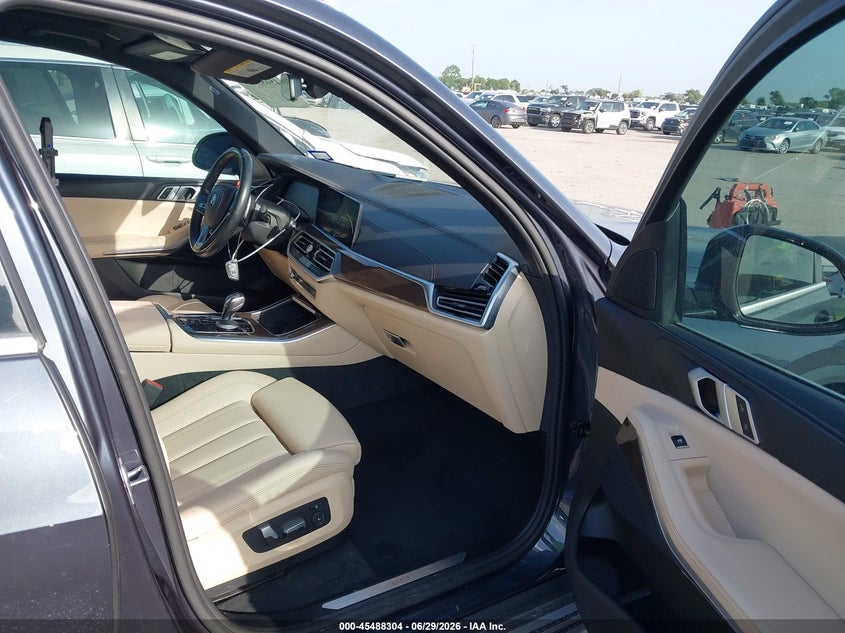 2019 BMW X5 VIN 5UXCR6C56KLL11848 IAAI salvage auction — REAR END, Original (Texas), sold $20,200 on 2026-07-31 (photo 5)
