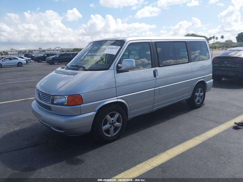 2002 Volkswagen Eurovan VIN WV2MB47042H092339 IAAI salvage auction — REAR END, Rebuildable (Florida), sold $925 on 2026-07-23 (photo 2)